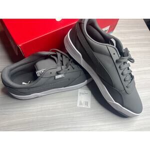 Puma gray skate sneakers Men’s size 8.5 new in box. 403556 02